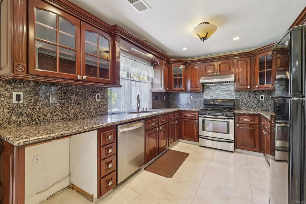 https://cdn.realtyfeed.com/cdn/127/306483060/80031caad4a5f676c97a4e8b1b699a75.webp