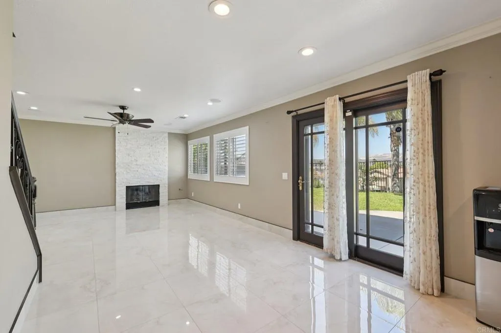 https://cdn.realtyfeed.com/cdn/127/306483060/ccede95de506546b4f93c238c88a540a.webp