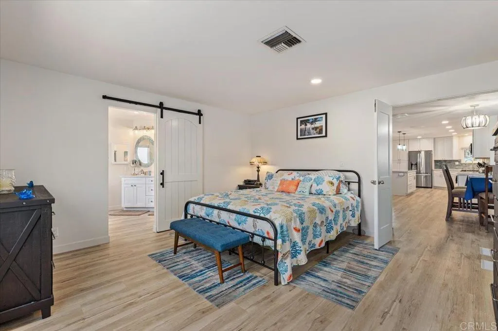 https://cdn.realtyfeed.com/cdn/127/306483083/0fd4f19a254f7061f429e1066e09f5c1.webp