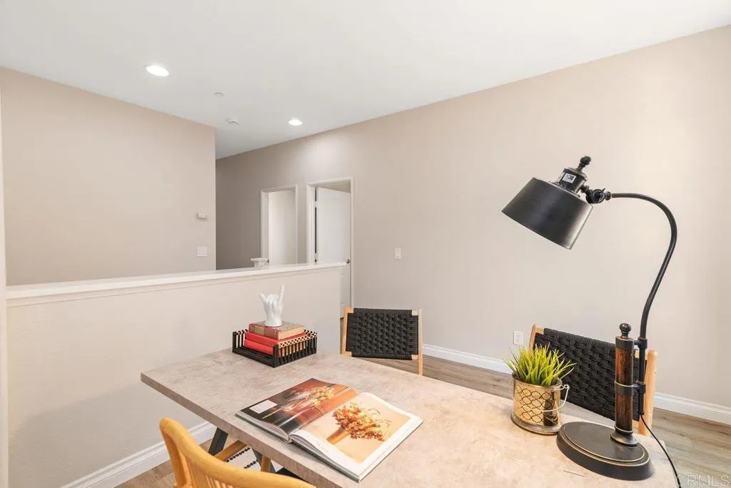 https://cdn.realtyfeed.com/cdn/127/306483103/47b424e8cc3598c27ee82f6ff54a0e71.webp