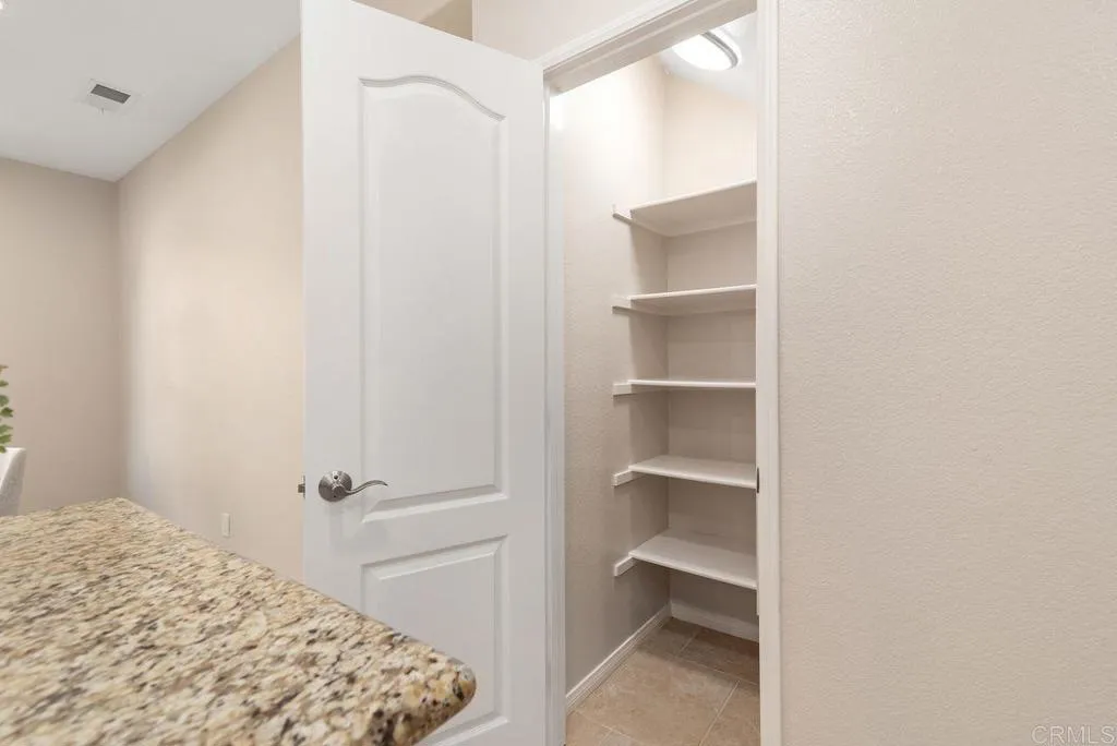 https://cdn.realtyfeed.com/cdn/127/306483103/642a783705464f39c2b0daac5774b75e.webp