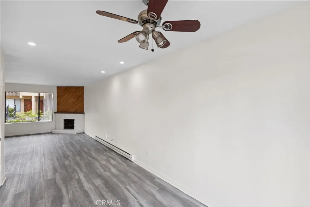 https://cdn.realtyfeed.com/cdn/127/306483149/3ceefbd00e4f79ed688ce49329f45baa.webp