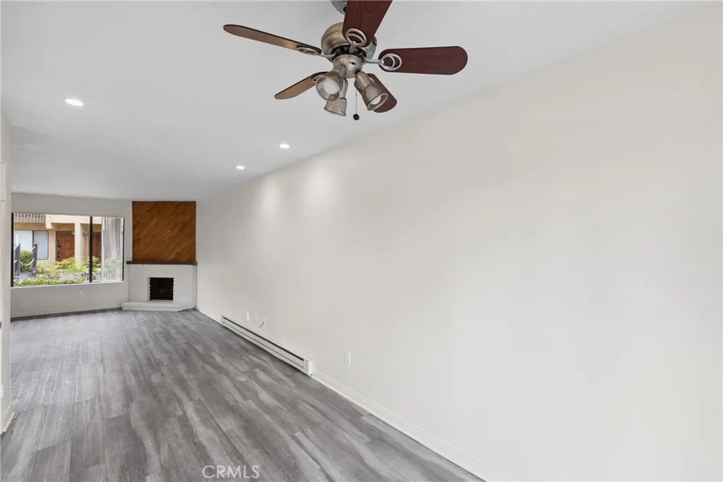 Photo #9: SW25148486 Listing: Photo #9