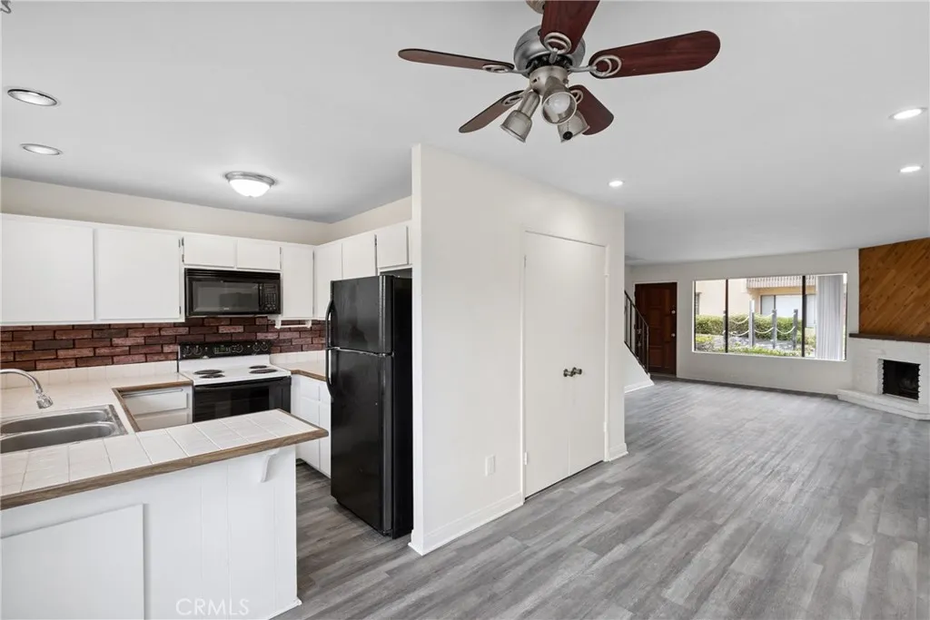 Photo #10: SW25148486 Listing: Photo #10