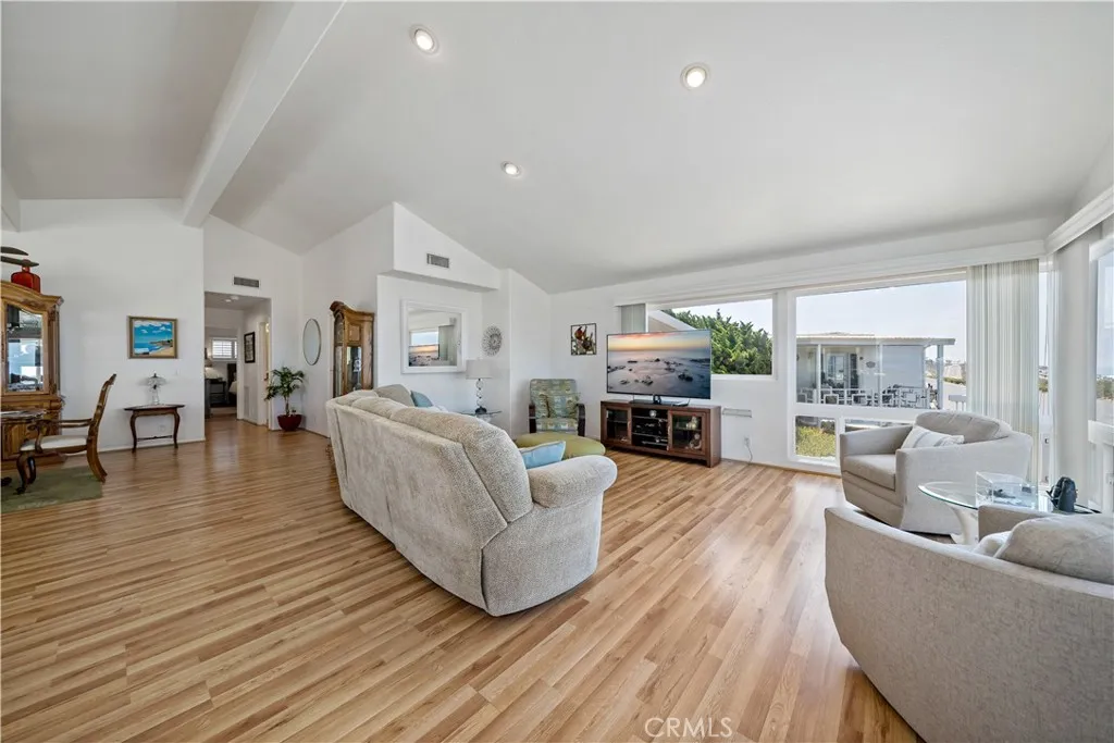 Photo #10: CV25149219 Listing: Photo #10
