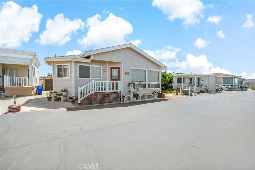 Photo #5: CV25149219 Listing: Photo #5