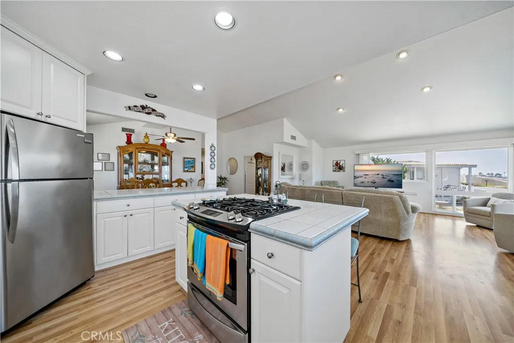 https://cdn.realtyfeed.com/cdn/127/306483150/606e0c73a3d8b3d16f2861db81fdddca.webp