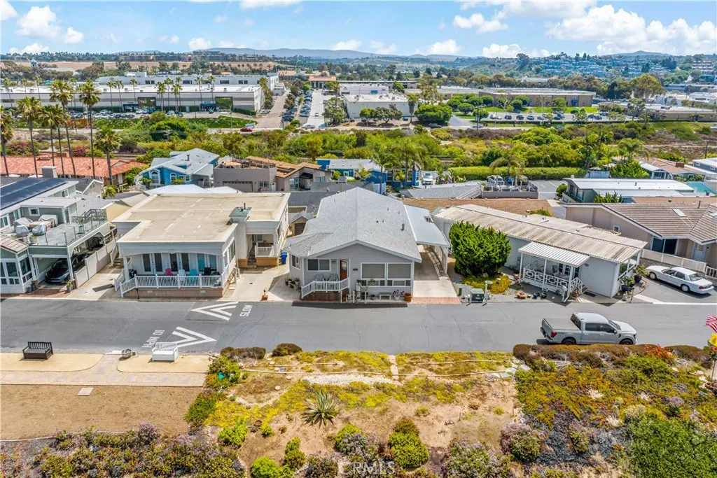 https://cdn.realtyfeed.com/cdn/127/306483150/808b456ffe068c56dc0e6afbb03602f5.webp