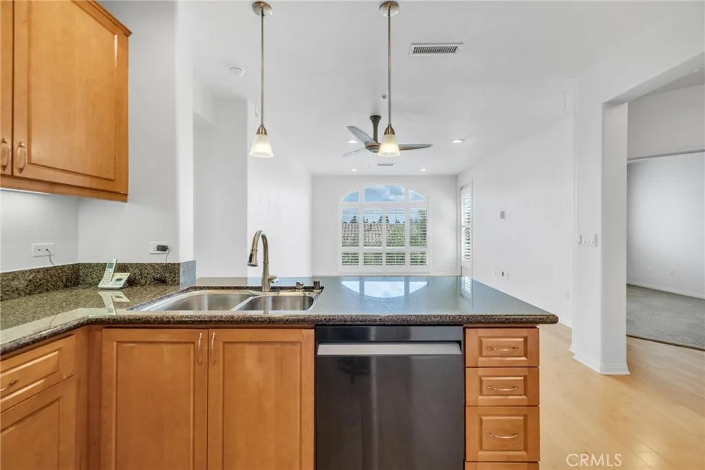 https://cdn.realtyfeed.com/cdn/127/306483163/6c02b80720af996619266b37aed05579.webp