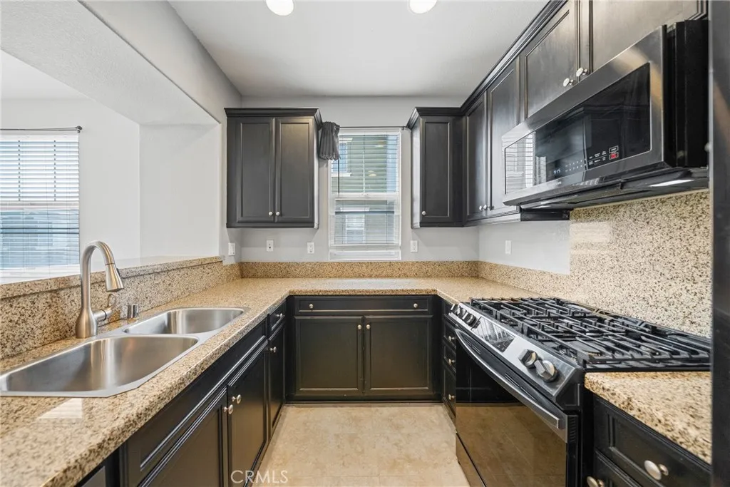 https://cdn.realtyfeed.com/cdn/127/306483288/a8026b07ec3cc4eefc648c2ed1ce37f1.webp