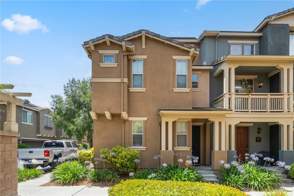 https://cdn.realtyfeed.com/cdn/127/306483288/c6e2a1b179ec1d80f416a2a9e6477086.webp