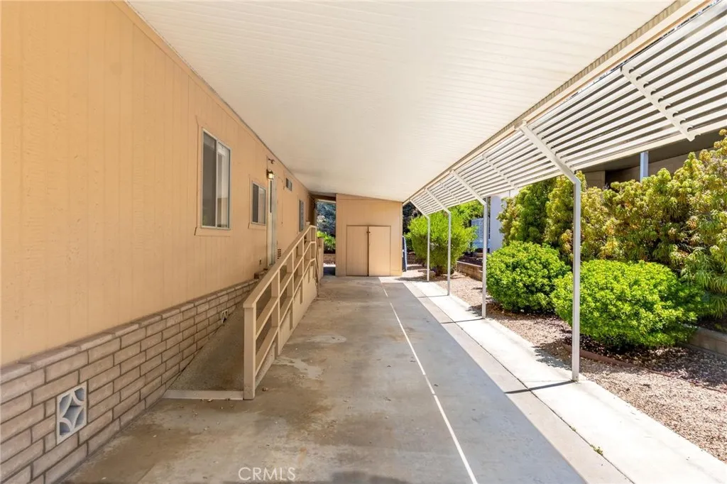 https://cdn.realtyfeed.com/cdn/127/306483310/fe1ad23d69b8ddbbdbccde5c40177a4f.webp