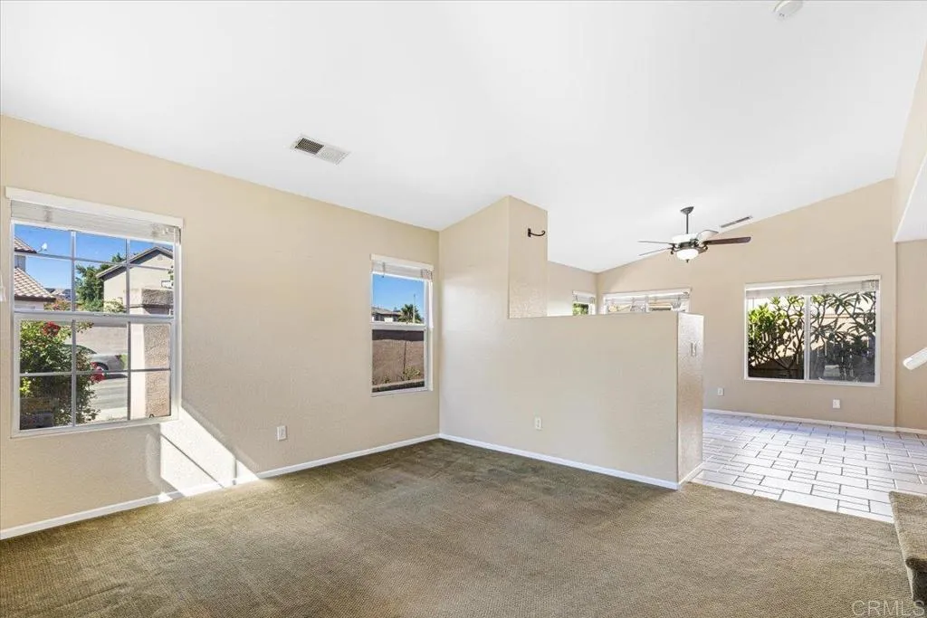 https://cdn.realtyfeed.com/cdn/127/306483333/348410cb962cd19f82b3b4dad6ec9102.webp