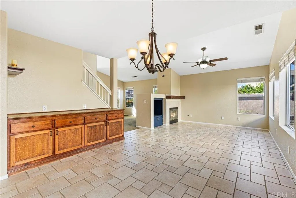 https://cdn.realtyfeed.com/cdn/127/306483333/7913b198a9ce1a51591fe8285e47817c.webp