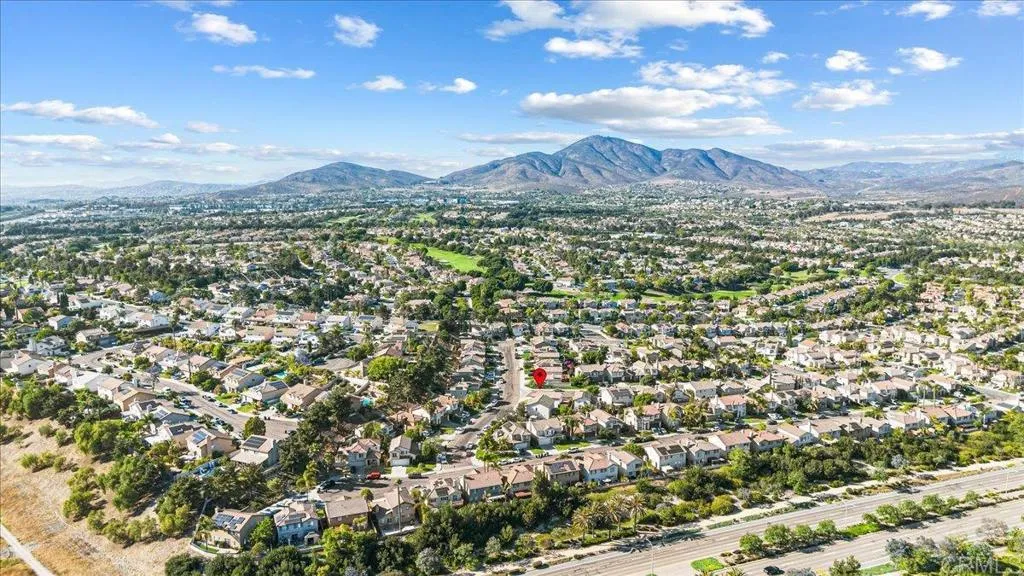 https://cdn.realtyfeed.com/cdn/127/306483333/a7c18abec2cc0d238d5cf2b2a6e4771c.webp