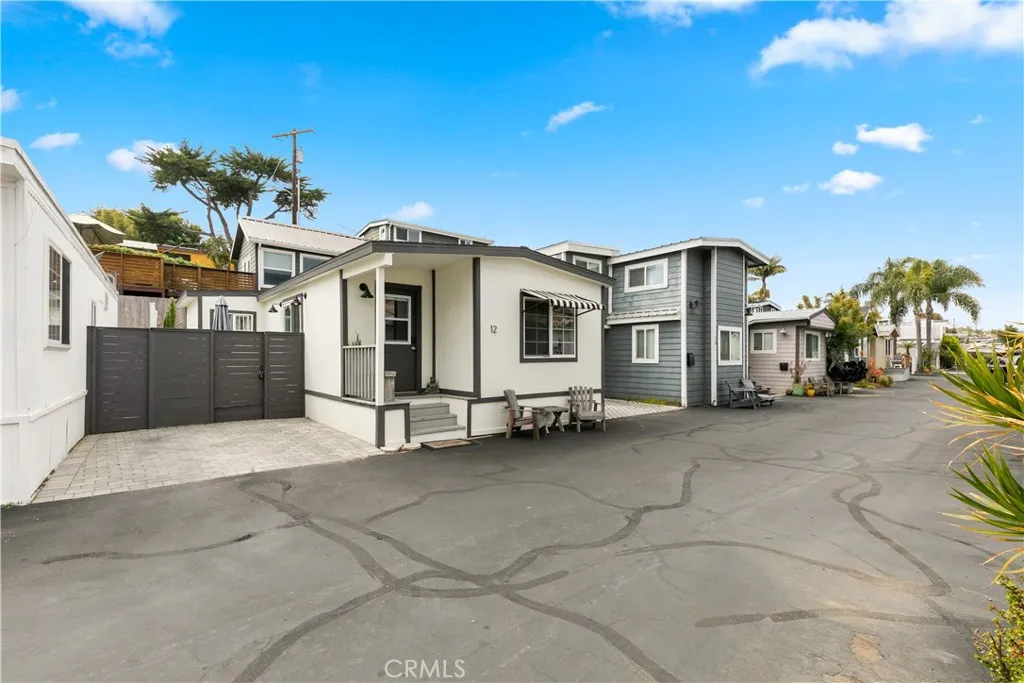 https://cdn.realtyfeed.com/cdn/127/306483559/d86110b7c061414652a61f59c73d2212.webp