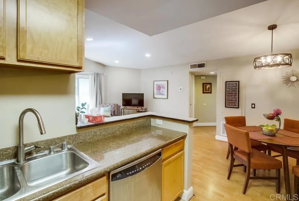 Photo #11: PTP2505014 Listing: Photo #11