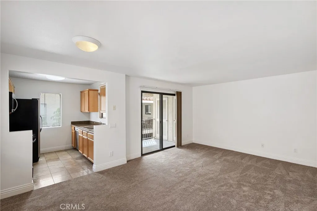 https://cdn.realtyfeed.com/cdn/127/306483590/800a42c2a541ff5fa830952b4921e487.webp