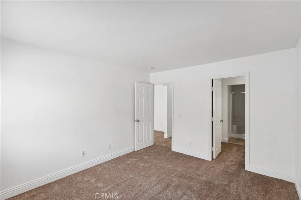 Photo #12: SW25148824 Listing: Photo #12
