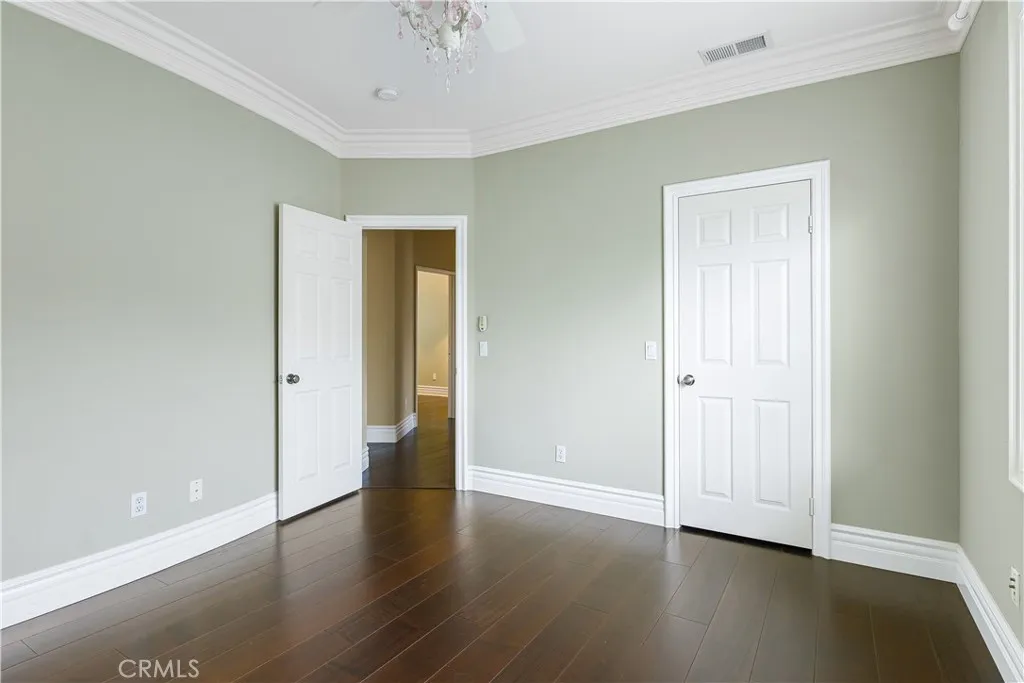 https://cdn.realtyfeed.com/cdn/127/306483681/9bb9df2557e123ce37e62578ca79a2bc.webp