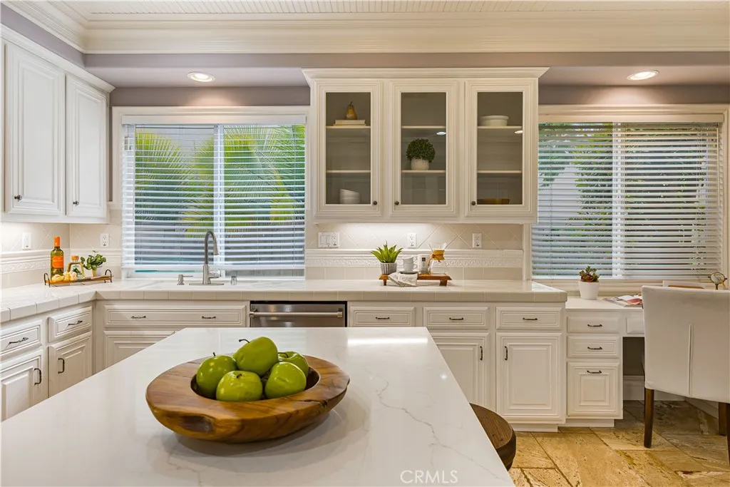 https://cdn.realtyfeed.com/cdn/127/306483681/f9f677942b9ee7e2f80fb587fd3a7682.webp