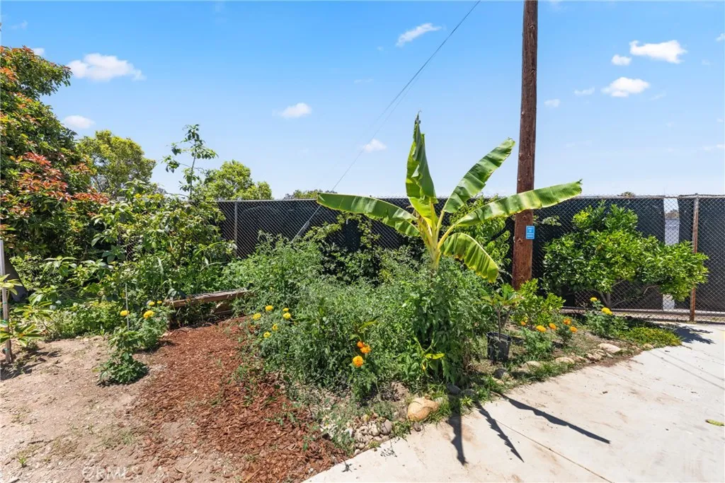 https://cdn.realtyfeed.com/cdn/127/306483706/48657eee293d99f887a578b83e1a0fad.webp