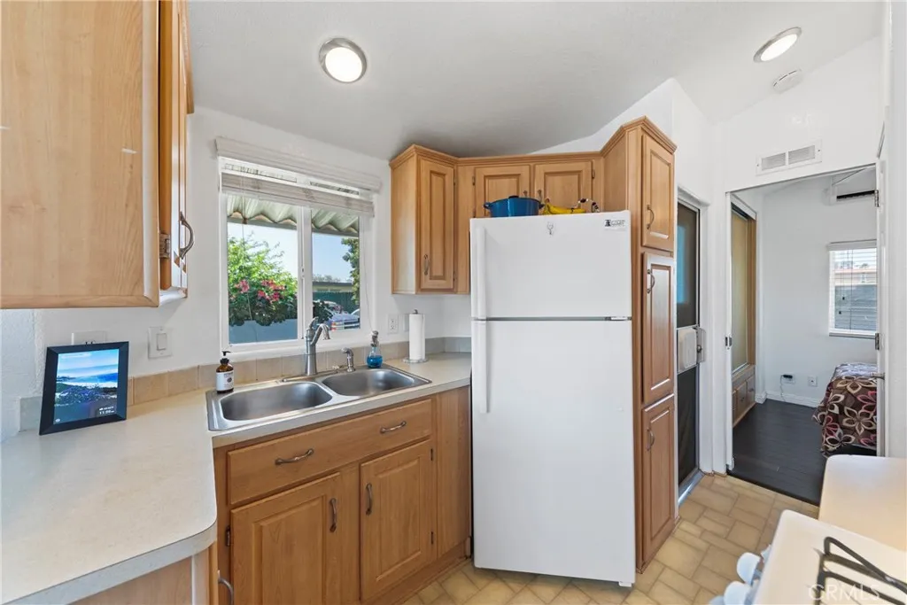 https://cdn.realtyfeed.com/cdn/127/306483706/ac29bf5d4c2f16cd9668e2cacd5fe504.webp
