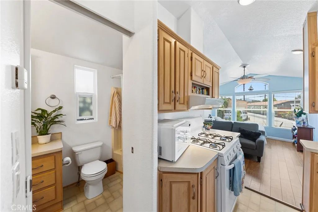 https://cdn.realtyfeed.com/cdn/127/306483706/cd3a50d0c079110fbab59c1411414f49.webp