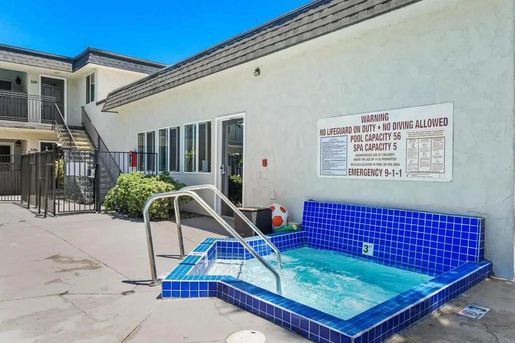 https://cdn.realtyfeed.com/cdn/127/306483816/3a70a5359ab8c85815d2ed87c1a5e2a0.webp