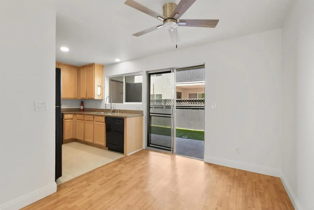https://cdn.realtyfeed.com/cdn/127/306483816/cb2c2d86494a98b07f67f023b56688fd.webp