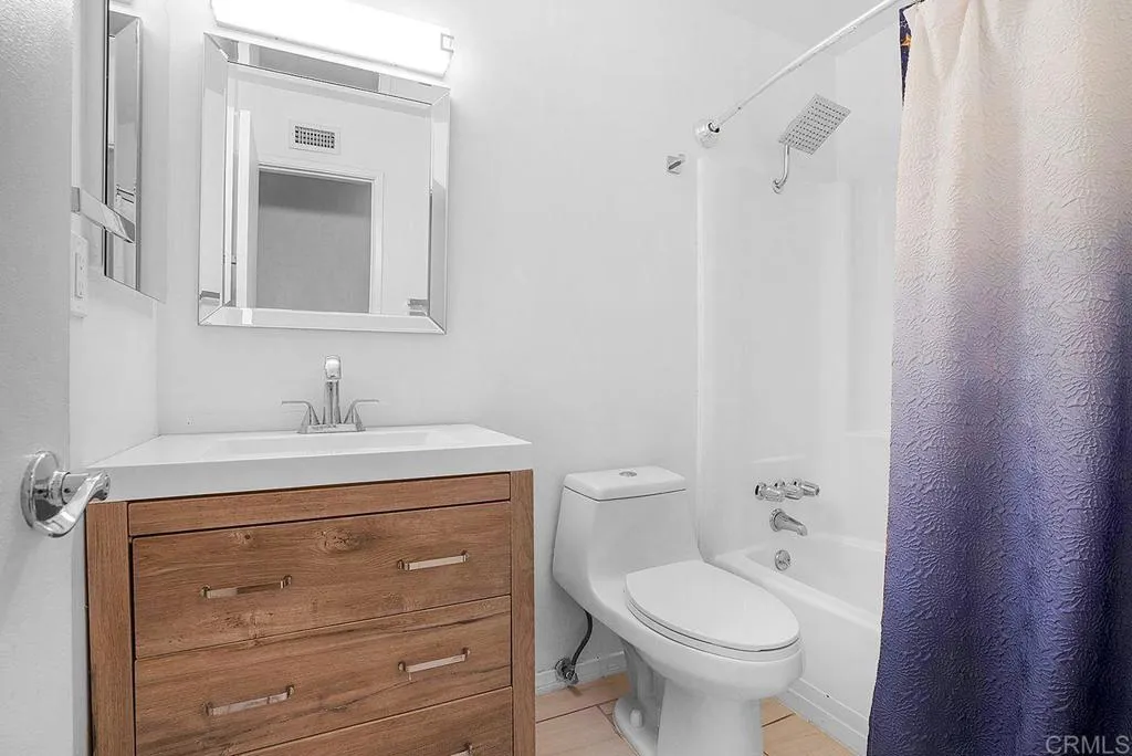 https://cdn.realtyfeed.com/cdn/127/306483925/735e53326a46484e4233ce7482daa2b2.webp