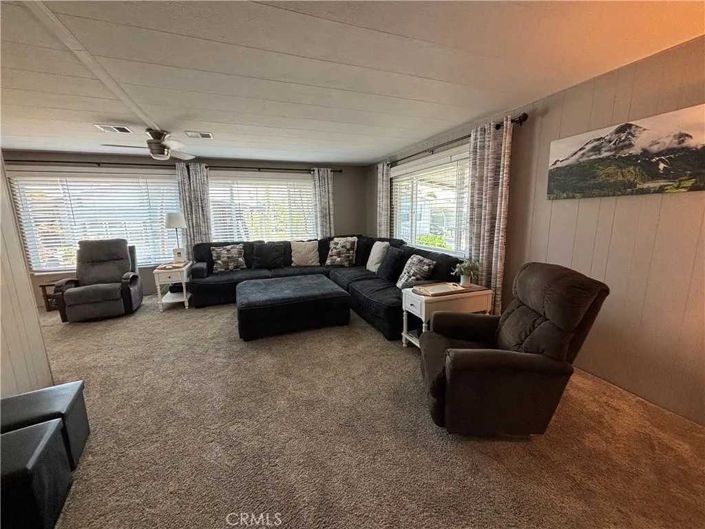 https://cdn.realtyfeed.com/cdn/127/306484279/52792ce7929a1f40ec88a4bcd728f911.webp
