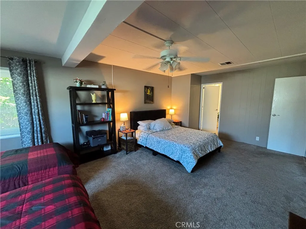 https://cdn.realtyfeed.com/cdn/127/306484279/8fd342e8b7faf9aaec116bc0d7e2524e.webp