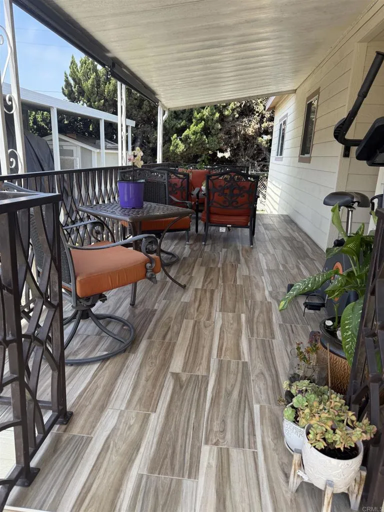 https://cdn.realtyfeed.com/cdn/127/306484386/ac74aa01f1e13b7e4423bd797be36036.webp