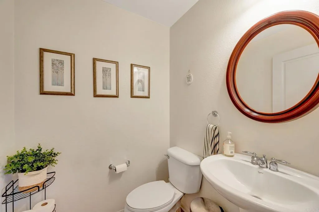 https://cdn.realtyfeed.com/cdn/127/306484398/a12d353d35ce46902ed73189d0372993.webp