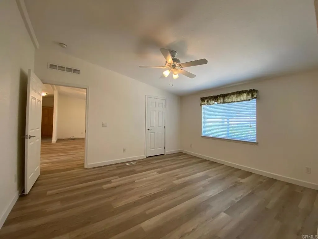 https://cdn.realtyfeed.com/cdn/127/306484527/48df43fdef2b7306b60440fe92e46f66.webp