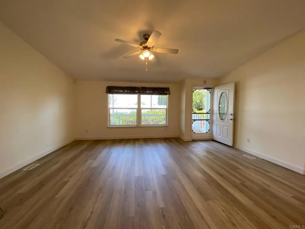 https://cdn.realtyfeed.com/cdn/127/306484527/76d345508f1541296ac7f6a4b6ef2265.webp