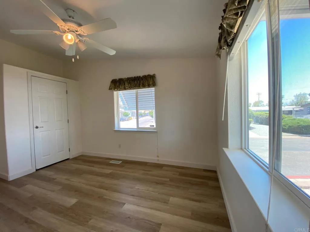 https://cdn.realtyfeed.com/cdn/127/306484527/af007145ac0fbf97d091d0528281d68c.webp
