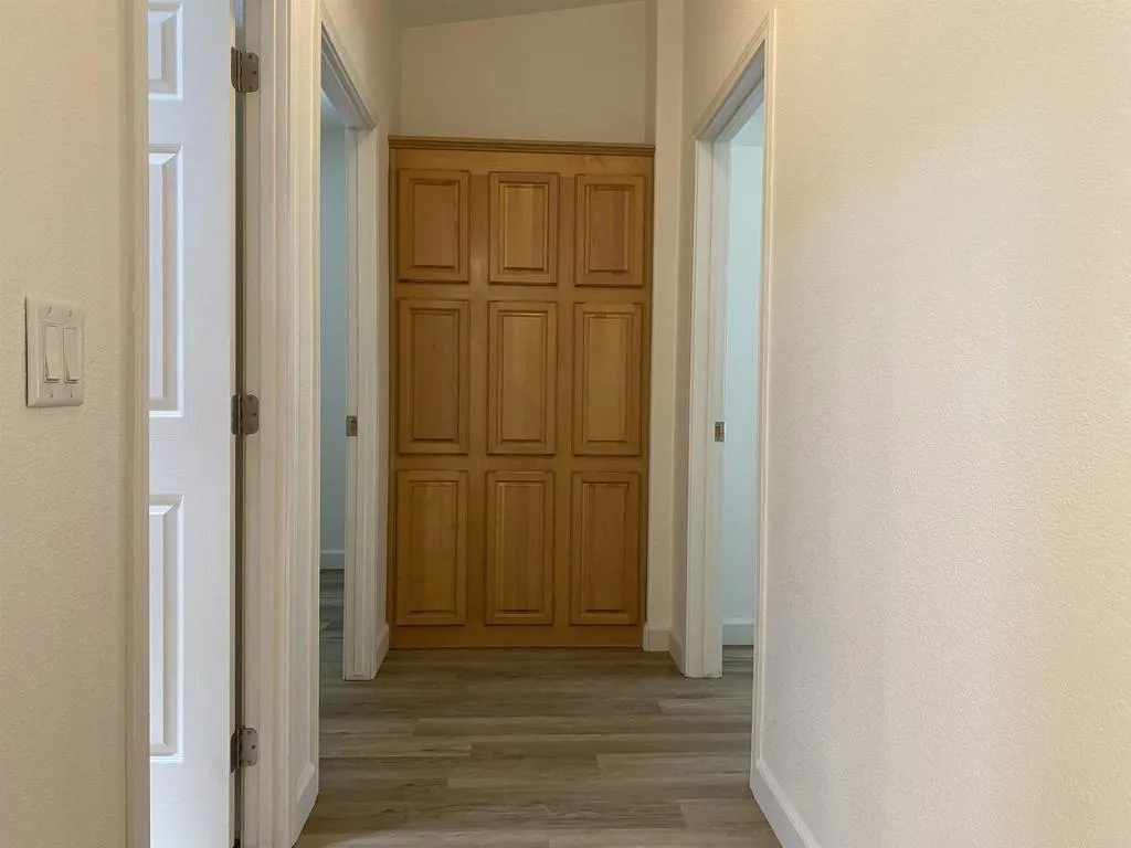 https://cdn.realtyfeed.com/cdn/127/306484527/df023beb55fa80fdba14876a5d98c0e8.webp