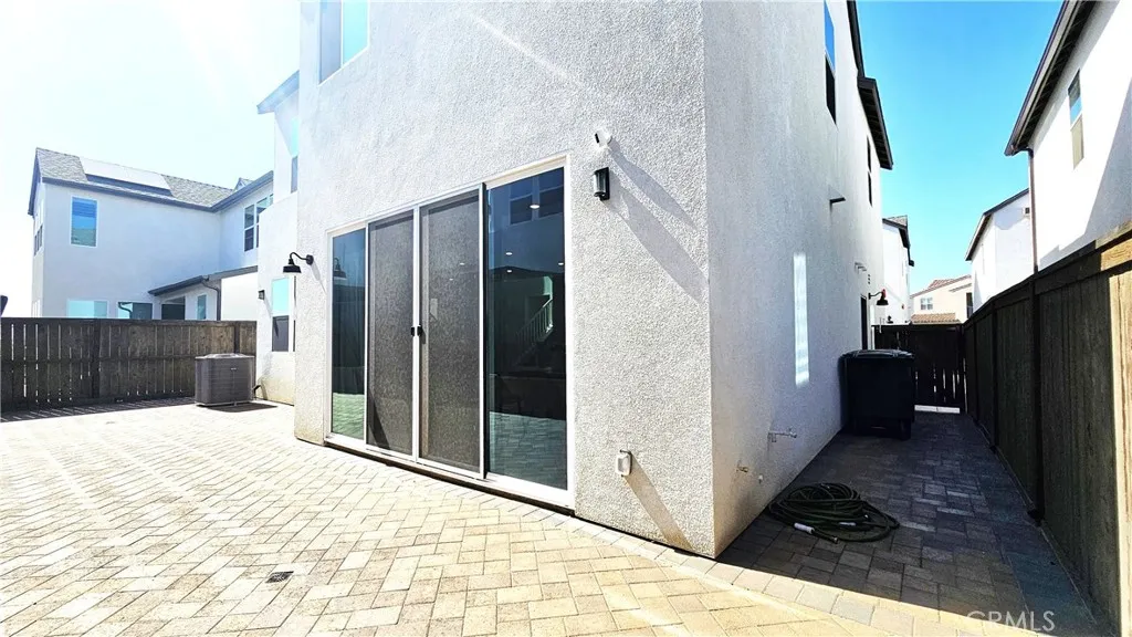 https://cdn.realtyfeed.com/cdn/127/306484593/02d9bdb4cbadb19916a8f38e24da9390.webp