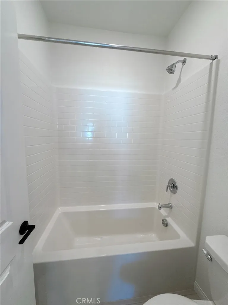 https://cdn.realtyfeed.com/cdn/127/306484593/0caf38f61790ad7a25bae4f144522535.webp