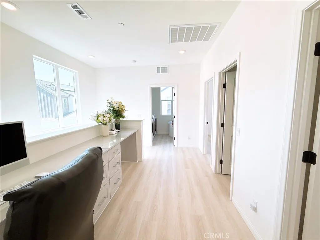 https://cdn.realtyfeed.com/cdn/127/306484593/233d66fe53487c938548fc712d1f2d6f.webp
