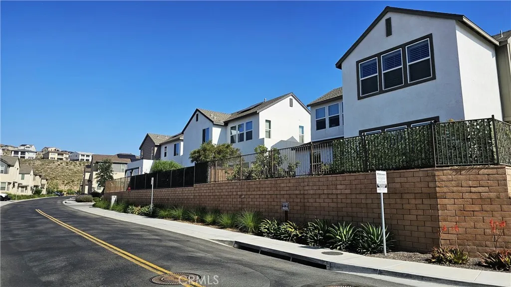 https://cdn.realtyfeed.com/cdn/127/306484593/2d3fe6a5325f407b0c8ad13358e141f1.webp