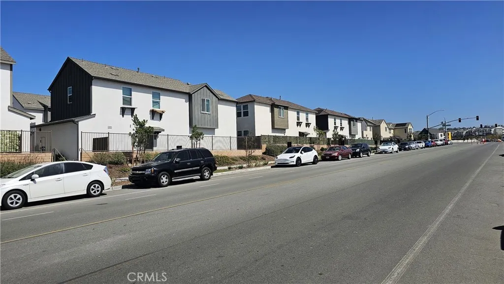 https://cdn.realtyfeed.com/cdn/127/306484593/8cc86b314a0baa72ca2e365800564fc6.webp
