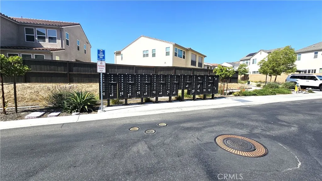 https://cdn.realtyfeed.com/cdn/127/306484593/f7995604873f17c0c259a6d554bd84eb.webp