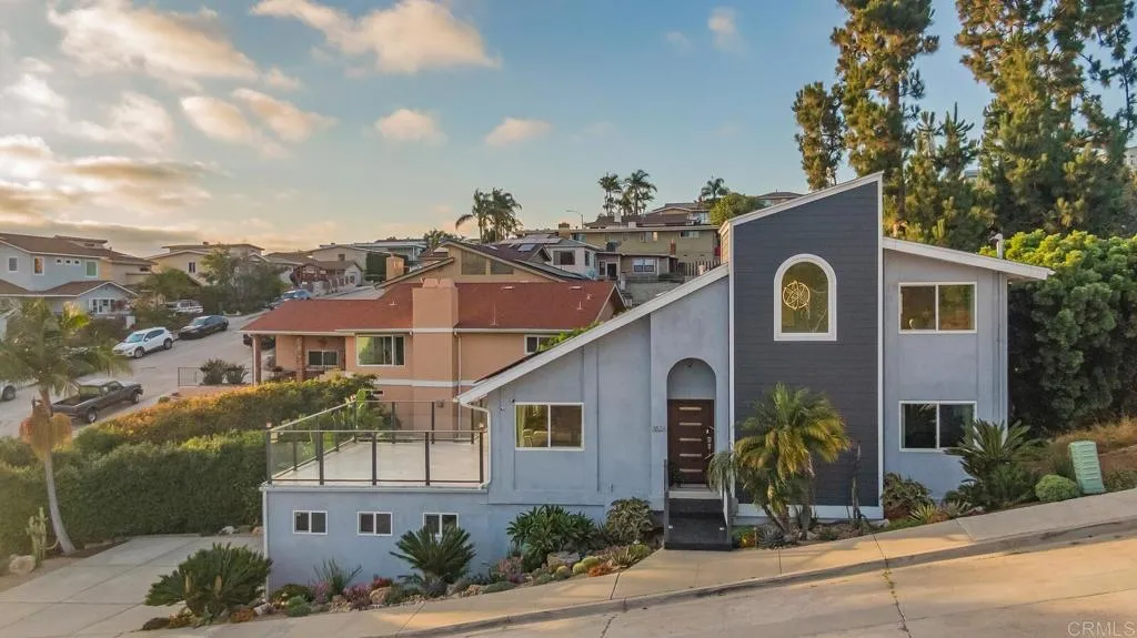 https://cdn.realtyfeed.com/cdn/127/306484623/8562bd3823fb3463368d2ae67b93336d.webp