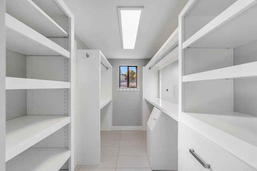 https://cdn.realtyfeed.com/cdn/127/306484623/b941ff57e9d9a2d9f340f500c0a95f7e.webp