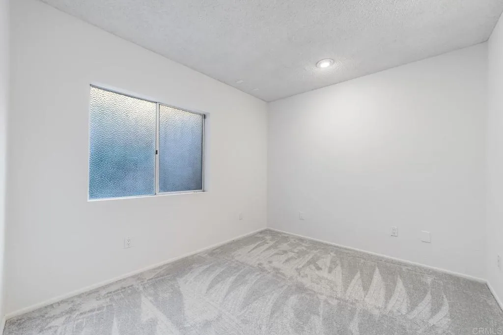 https://cdn.realtyfeed.com/cdn/127/306484623/face40ad5fd3940b1995658781b679f7.webp