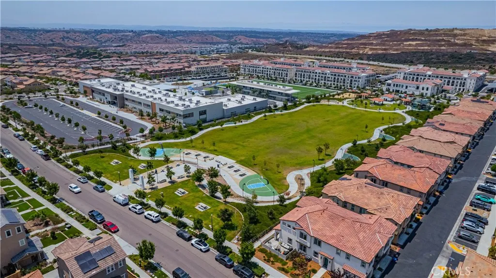 https://cdn.realtyfeed.com/cdn/127/306484624/12eff49b39a81d9ac5e9e16dd65fcf17.webp