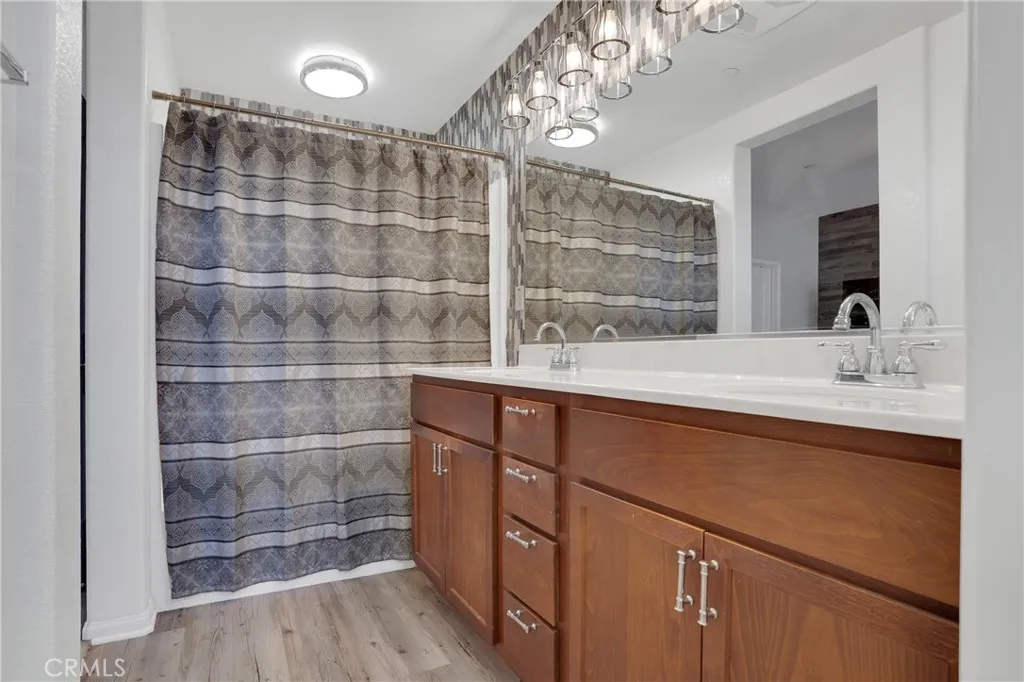 https://cdn.realtyfeed.com/cdn/127/306484624/7fc36596bdc2aa116ac57186cb8c8619.webp